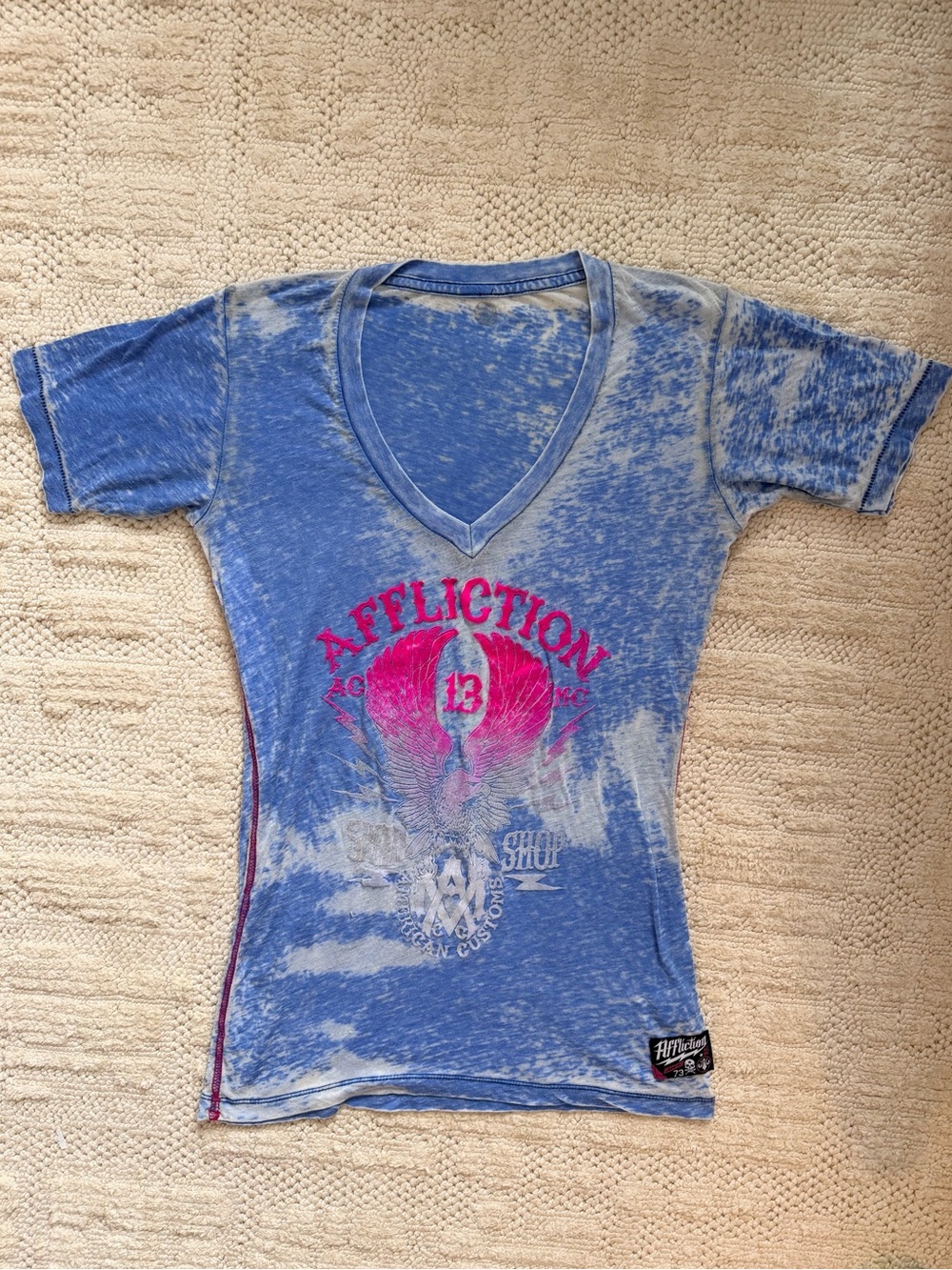 2000s Affliction V-Neck Burnout Tee Pink Wings Graphic S/M